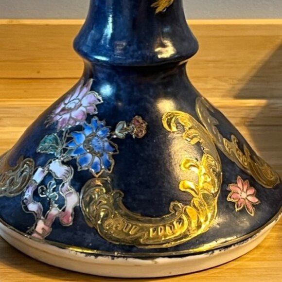TOYO pair candlesticks cobalt blue enamel gold gilt chinoiserie Vintage - Picture 4 of 5